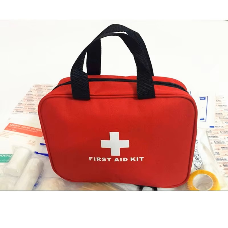 Kompakt ve Hafif Çantalı İlk Y - First Aid Travel Kit incelemesi ve fiyatı