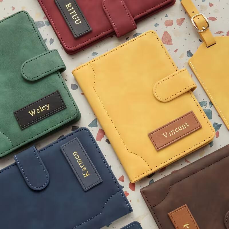 Kişiye Özel İsimli Deri Pasapo - Travel Accessories Hong Kong incelemesi ve fiyatı
